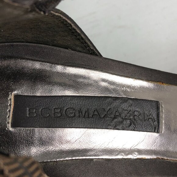 BCBGMaxAzria Women's Size 7B Peeking Grey Silver Fabric Embellished Heels - Picture 14 of 15